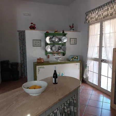 Casa Con Giardino Giacalone Lejlighedshotel *