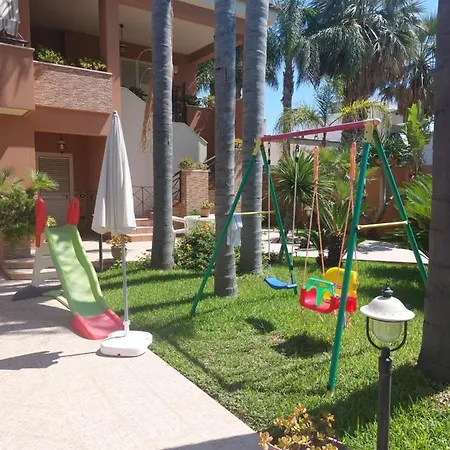 アパートホテル Casa Con Giardino Giacalone *