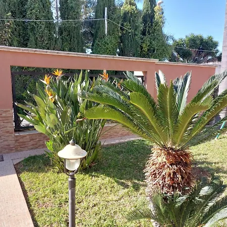 Casa Con Giardino Giacalone 아파트호텔 *
