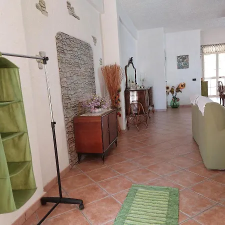 Casa Con Giardino Giacalone アパートホテル