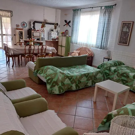 Casa Con Giardino Giacalone