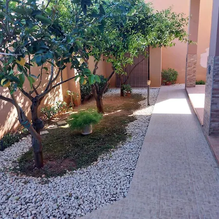 アパートホテル Casa Con Giardino Giacalone